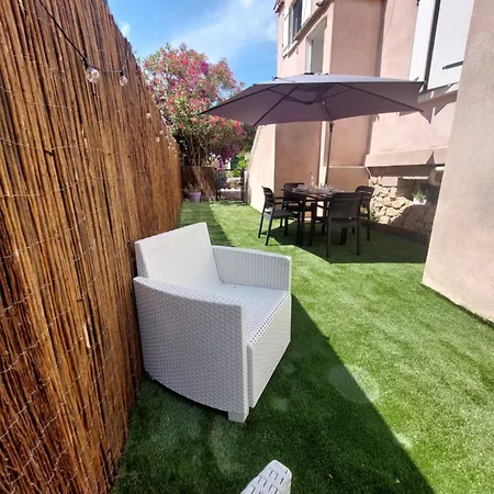 Apartment Le De L'ayguade - A 100 M Hyeres